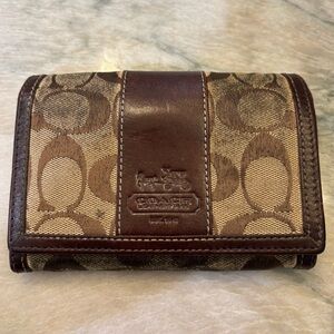 Coach Bifold Snap Wallet vintage well loved